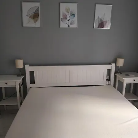 Center No1 Apartamento *